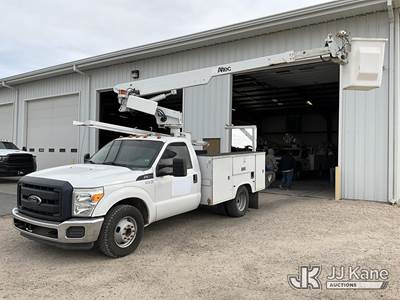 Altec AT200-A, 35 ft, Bucket Truck