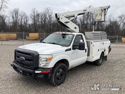 Versalift -, Telescopic Non-Insulated Bucket Truck