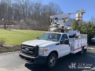 Altec AT200A, 35 ft, Telescopic Non-Insulated Bucket Truck