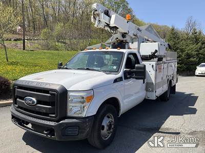 Ford F-350 Boom / Bucket Truck