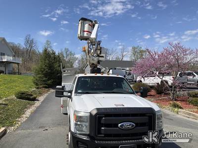 Altec AT200A, 35 ft, Telescopic Non-Insulated Bucket Truck