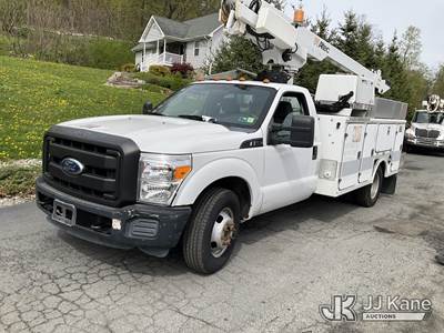 Altec AT200A, 35 ft, Telescopic Non-Insulated Bucket Truck