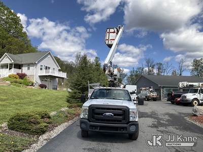Altec AT200A, 35 ft, Telescopic Non-Insulated Bucket Truck