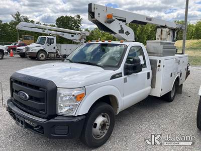Versalift -, Telescopic Non-Insulated Bucket Truck