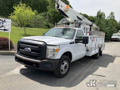 Versalift TEL29N-03, 35 ft, Telescopic Non-Insulated Bucket Truck