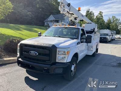 Altec AT200A, 35 ft, Telescopic Non-Insulated Bucket Truck