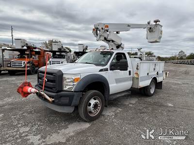 Altec AT200-A, 35 ft, Telescopic Non-Insulated Bucket Truck
