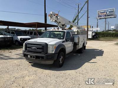 Altec 200A, 35 ft, Telescopic Non-Insulated Bucket Truck