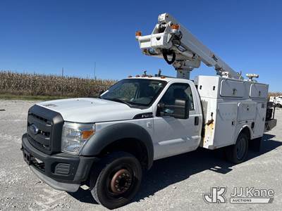 Altec AT235, 40 ft, Articulating & Telescopic Non-Insulated Bucket Truck