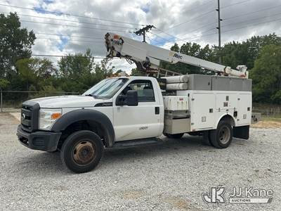 Altec AT200A, 35 ft, Telescopic Non-Insulated Bucket Truck