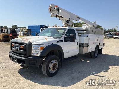 Altec AT200-A, 35 ft, Telescopic Bucket Truck