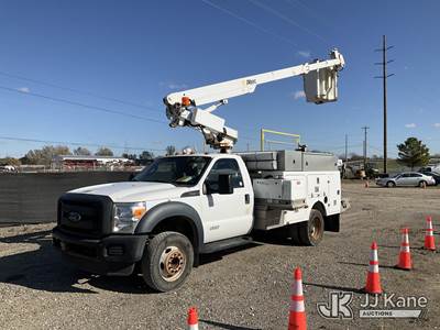Altec AT200-A, 35 ft, Telescopic Non-Insulated Bucket Truck