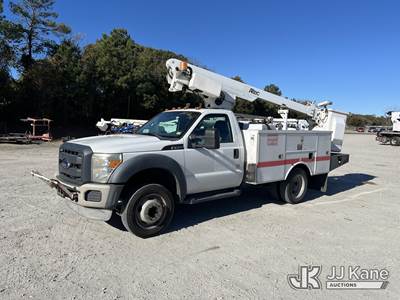 Altec AT200A, 35 ft, Telescopic Non-Insulated Bucket Truck