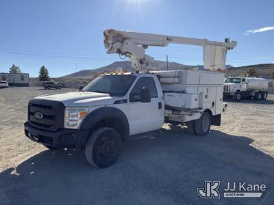 Altec AT200-A, 30 ft, Telescopic Non-Insulated Bucket Truck