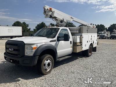 Altec AT200-A, 35 ft, Telescopic Non-Insulated Bucket Truck