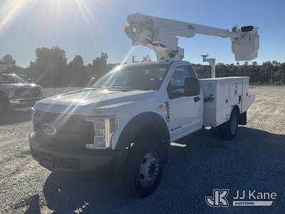 Altec AT200-A, 35 ft, Telescopic Non-Insulated Bucket Truck