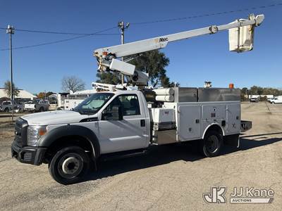 Altec AT200A, 35 ft, Telescopic Non-Insulated Bucket Truck