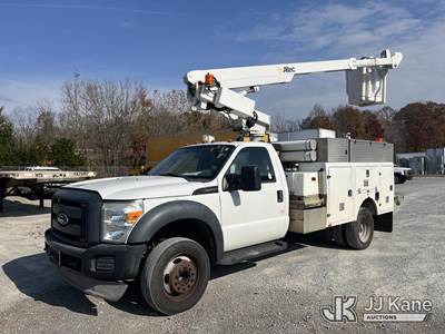 Altec AT200A, 35 ft, Telescopic Non-Insulated Bucket Truck