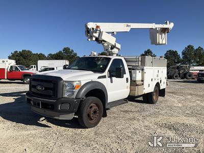 Altec AT200-A, 035 ft, Telescopic Non-Insulated Bucket Truck