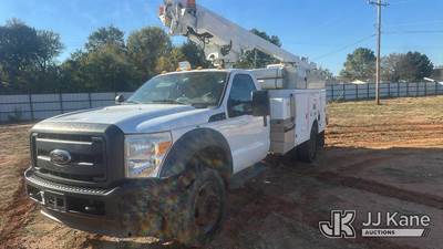 Altec AT200-A, 35 ft, Telescopic Non-Insulated Bucket Truck