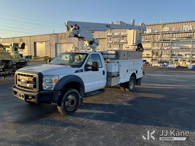 Altec AT200-A, 35 ft, Telescopic Non-Insulated Bucket Truck