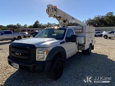 Altec AT200-A, 35 ft, Telescopic Non-Insulated Bucket Truck