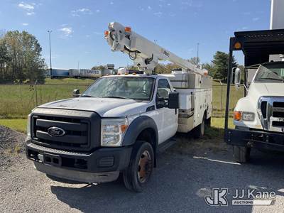 Altec AT200A, 35 ft, Telescopic Non-Insulated Bucket Truck