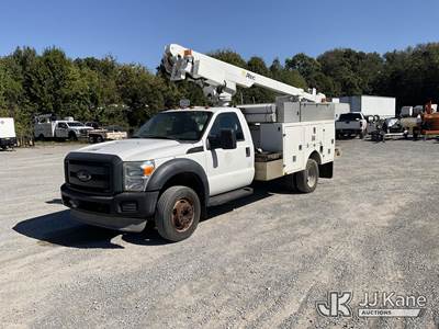 Altec AT200-A, 35 ft, Telescopic Non-Insulated Bucket Truck