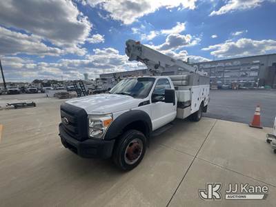 Altec AT200A, 35 ft, Telescopic Bucket Truck