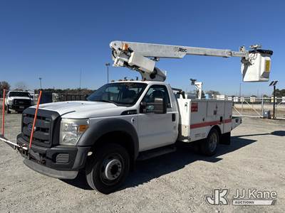 Altec AT200A, 36 ft, Telescopic Non-Insulated Bucket Truck