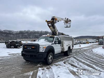 Altec AT235-P, 40 ft, Articulating & Telescopic Non-Insulated Bucket Truck