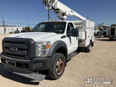 Altec AT200-A, 35 ft, Telescopic Non-Insulated Bucket Truck