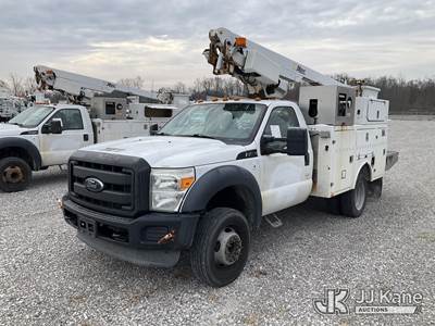 Altec AT200-A, 35 ft, Telescopic Non-Insulated Bucket Truck