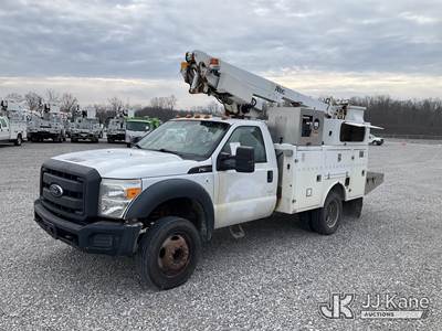 Altec AT200-A, 35 ft, Telescopic Non-Insulated Bucket Truck