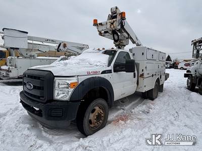 Altec AT235, 40 ft, Articulating & Telescopic Non-Insulated Bucket Truck