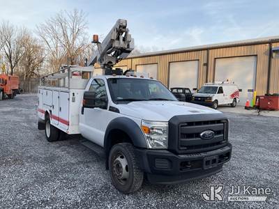 Altec AT200A, 350 Lb 35 ft, Non-Insulated Bucket Truck