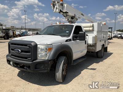 Altec AT200-A, 35 ft, Telescopic Non-Insulated Bucket Truck