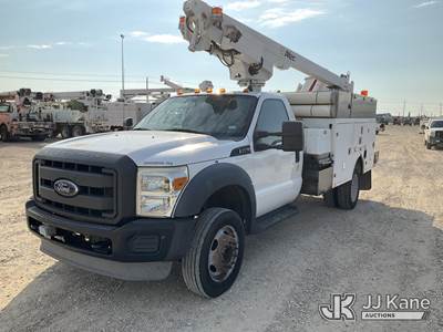 Altec AT200-A, 35 ft, Telescopic Non-Insulated Bucket Truck