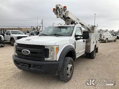 Altec AT200A, 35 ft, Telescopic Bucket Truck