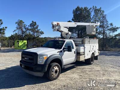 Altec AT200A, 35 ft, Telescopic Non-Insulated Bucket Truck