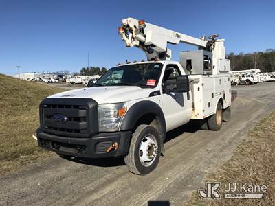 Altec AT200-A, 35 ft, Telescopic Non-Insulated Bucket Truck
