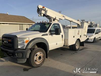 Altec AT200A, 35 ft, Articulating & Telescopic Bucket
