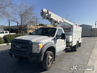 Altec 200A, 35 ft, Articulating & Telescopic Bucket