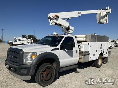Altec AT200-A, 035 ft, Telescopic Non-Insulated Bucket Truck