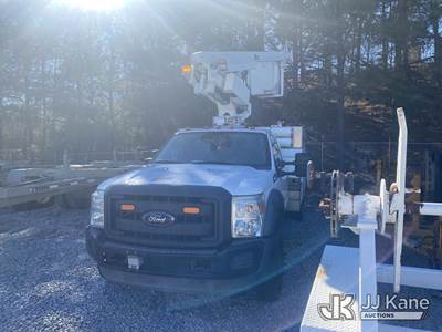 Altec AT200-A, 36 ft, Telescopic Non-Insulated Bucket Truck