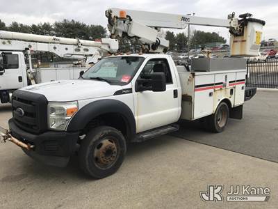 Altec AT200A, 35 ft, Telescopic Non-Insulated Bucket Truck