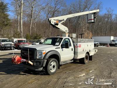 Ford F-450 Boom / Bucket Truck