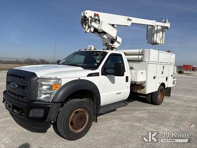 Altec AT200A, 35 ft, Telescopic Non-Insulated Bucket Truck