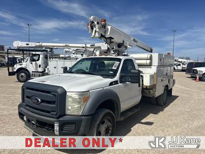 Altec AT200-A, 35 ft, Telescopic Non-Insulated Bucket Truck