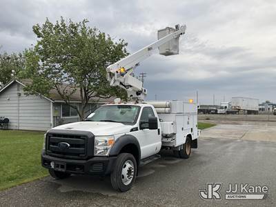 Altec AT200-A, 35 ft, Telescopic Bucket Truck